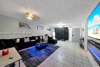 4457 NW 185th St, Miami Gardens, FL 33055 - Image #3