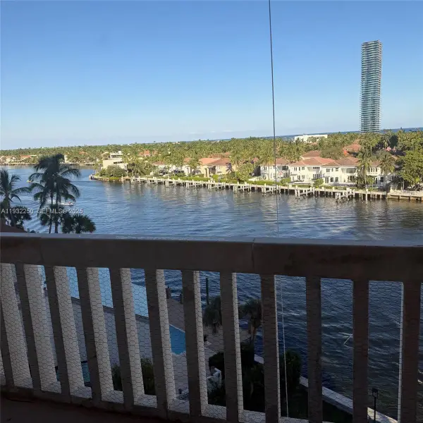 19355 Turnberry Way #5K, Aventura, FL 33180