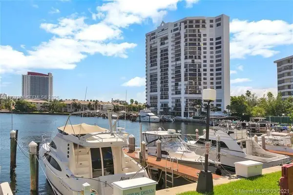 2500 Parkview Dr #1920, Hallandale Beach, FL 33009