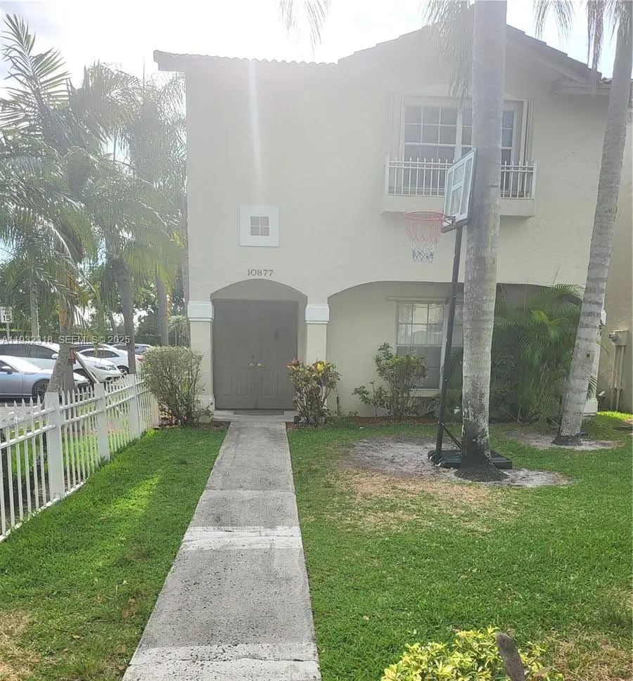 10877 NW 8th St, Pembroke Pines, FL 33026 - #2