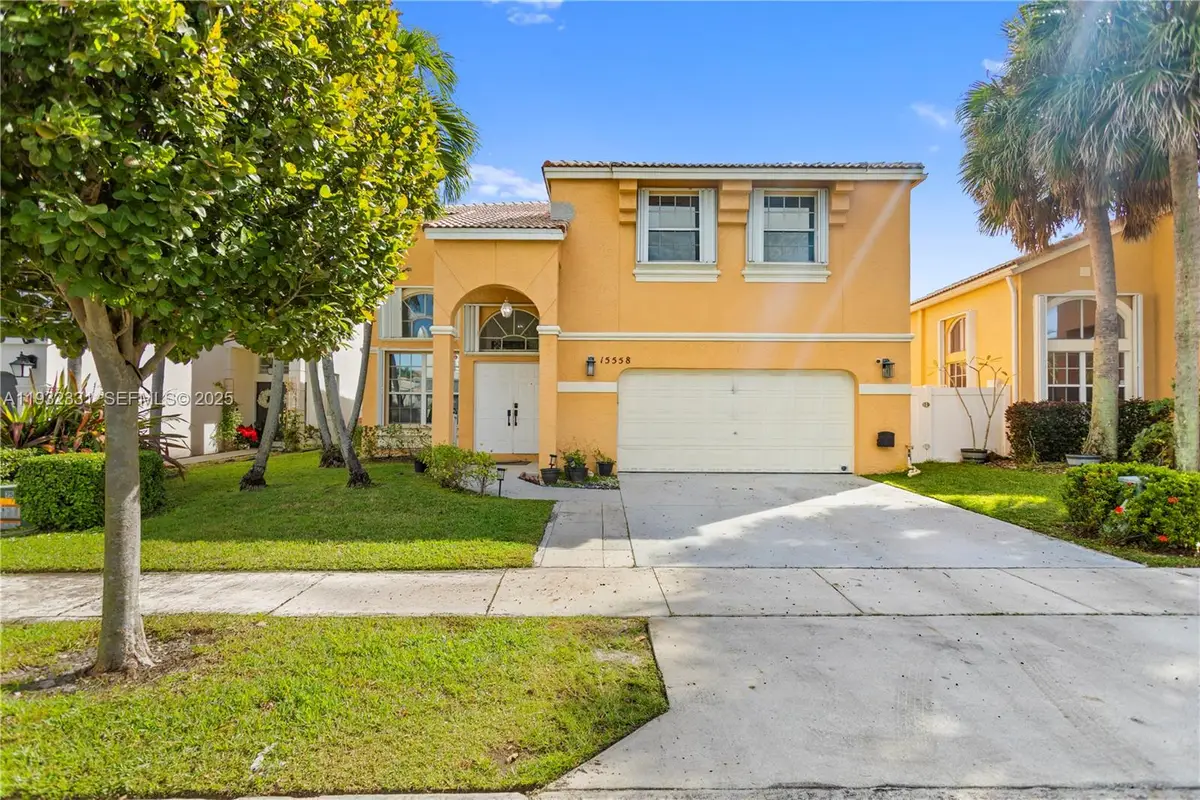 15558 NW 12th Ct, Pembroke Pines, FL 33028 - Image #1