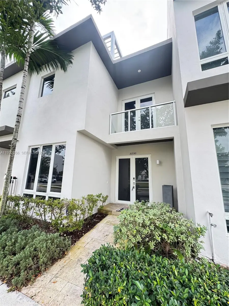 10550 NW 65th Ln, Doral, FL 33178 - #2