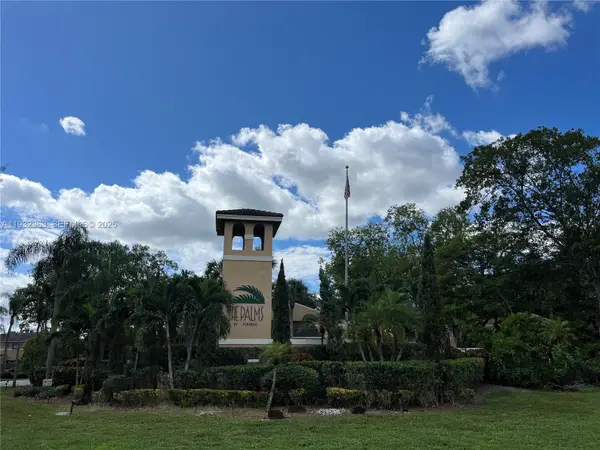 350 W Palm Cir W #201, Pembroke Pines, FL 33025