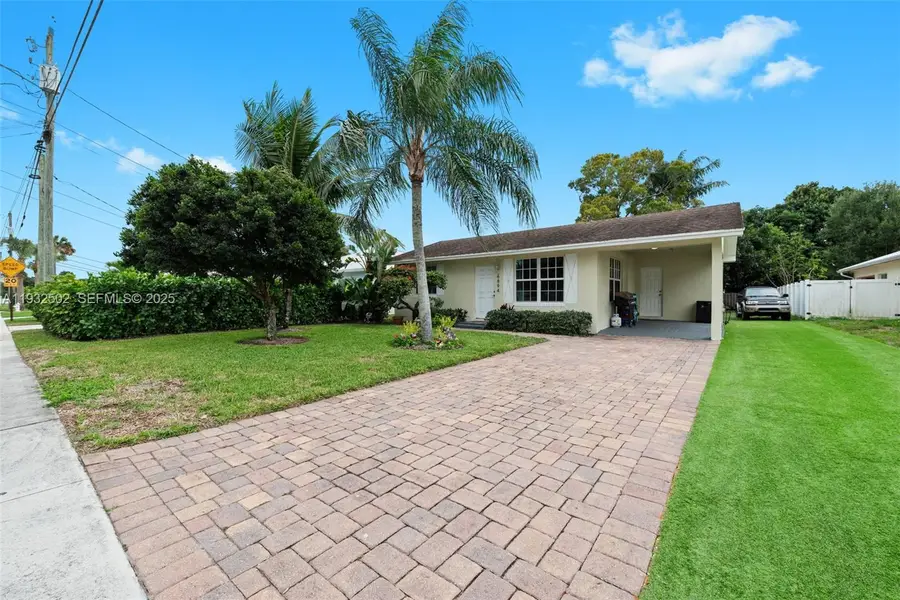 6894 3rd St, Jupiter, FL 33458 - Image #2