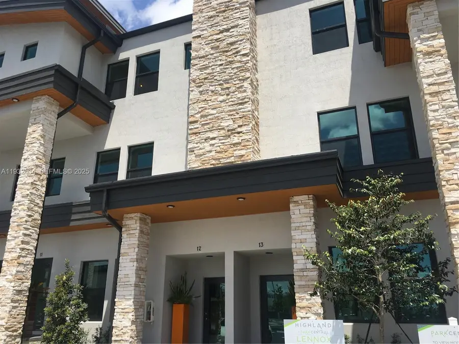 10461 NW 82nd St #6, Doral, FL 33178 - Image #2