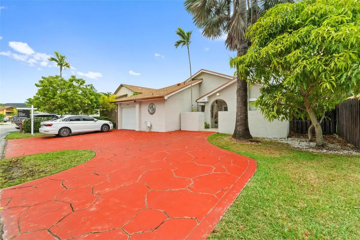 5018 SW 148th Pl, Miami, FL 33185 - Image #1