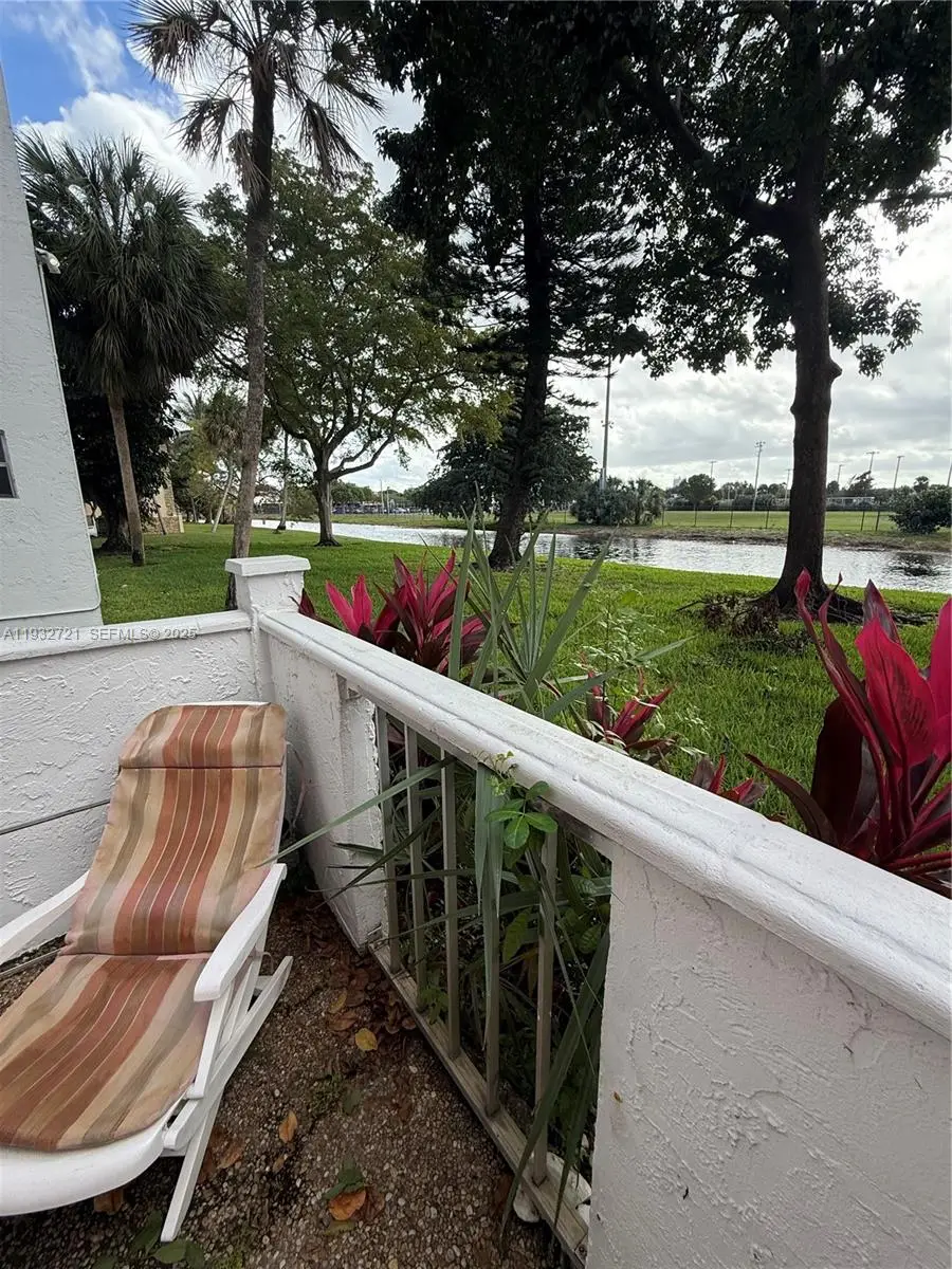 4270 NW 40th St #109, Lauderdale Lakes, FL 33319 - Image #3