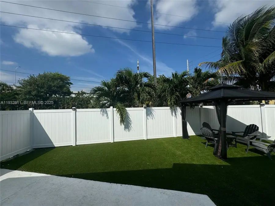 1904 SW 28th St, Fort Lauderdale, FL 33315 - Image #2