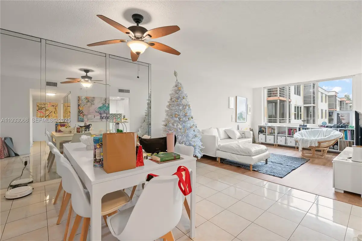 17890 W Dixie Hwy 614 Hwy #614, North Miami Beach, FL 33160 - Image #1