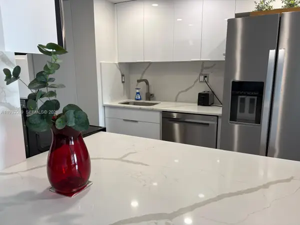 251 174th St #1215, Sunny Isles Beach, FL 33160