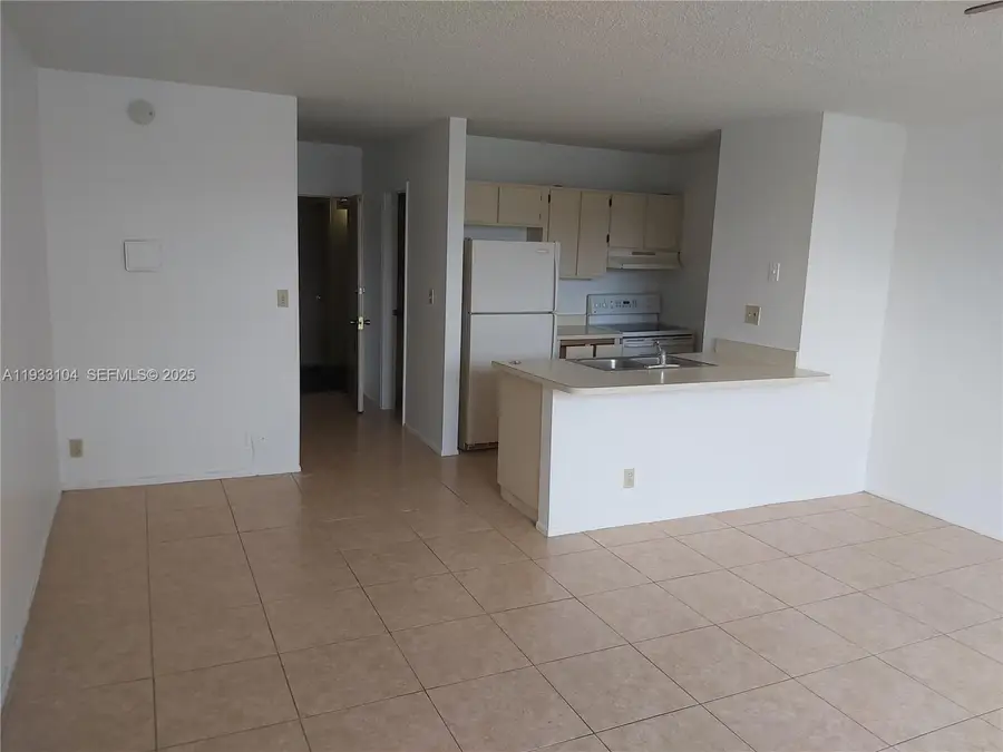 2501 Riverside Dr #212-A, Coral Springs, FL 33065 - Image #3