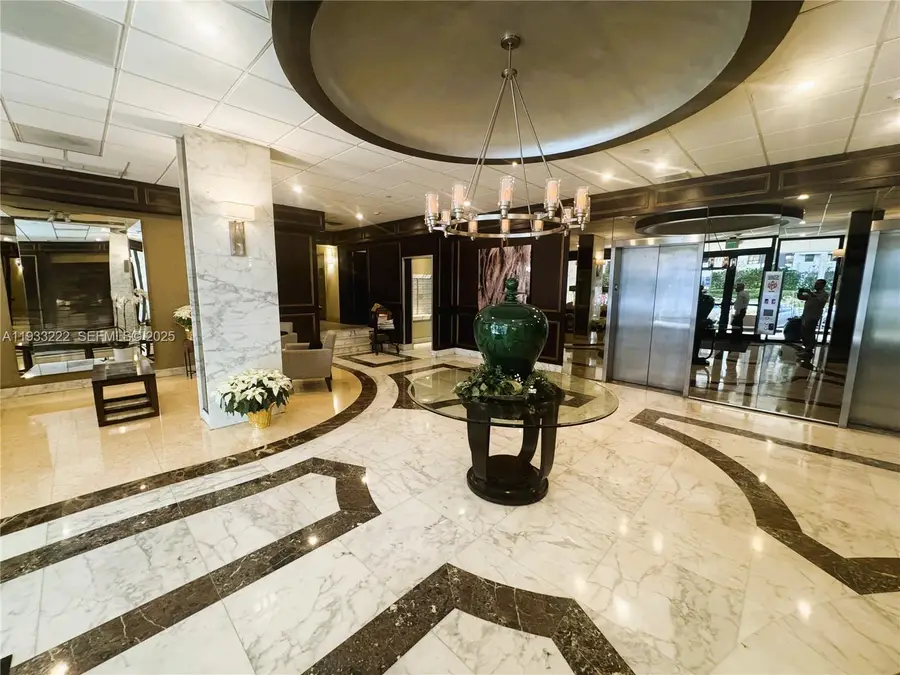 625 Biltmore Way #1103, Coral Gables, FL 33134 - Image #3