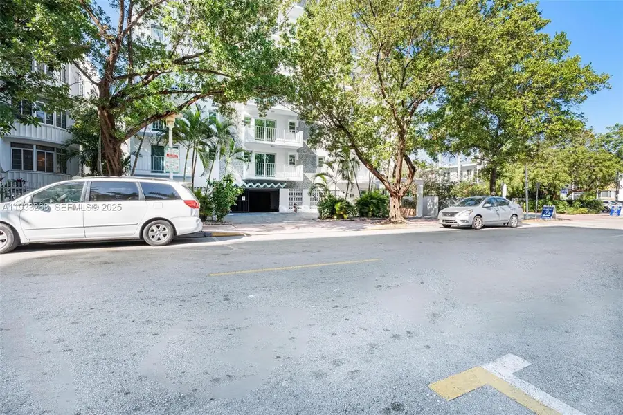 1820 James Ave #2A, Miami Beach, FL 33139 - Image #2