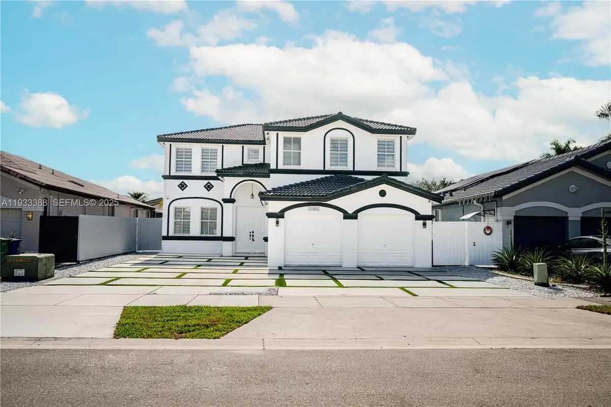 15486 SW 23rd Ln, Miami, FL 33185 - Image #1