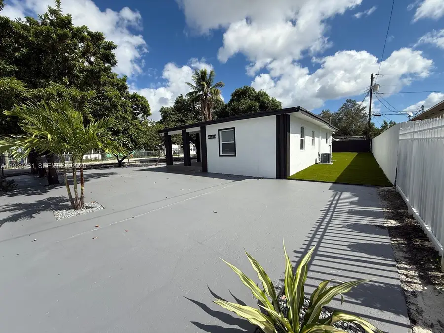 10597 NW 30th Ave, Miami, FL 33147 - Image #2