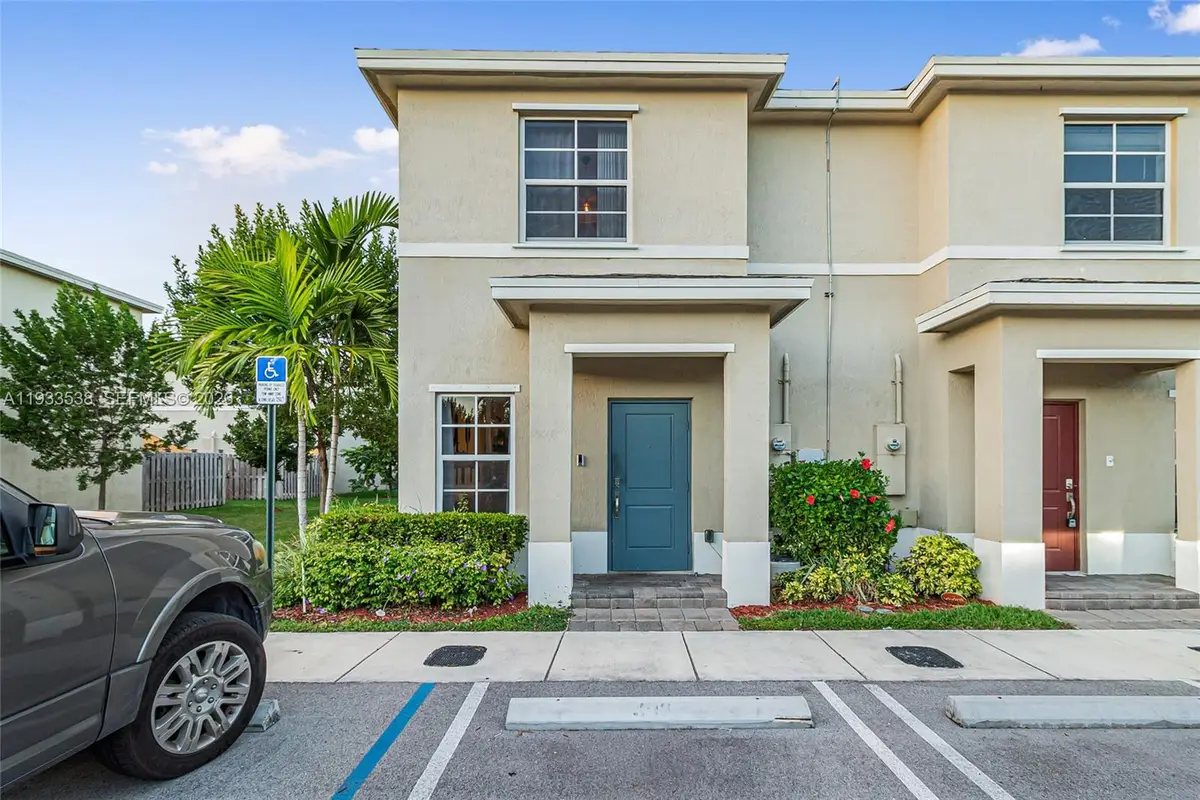 476 NE 5th St, Florida City, FL 33034 - Image #1