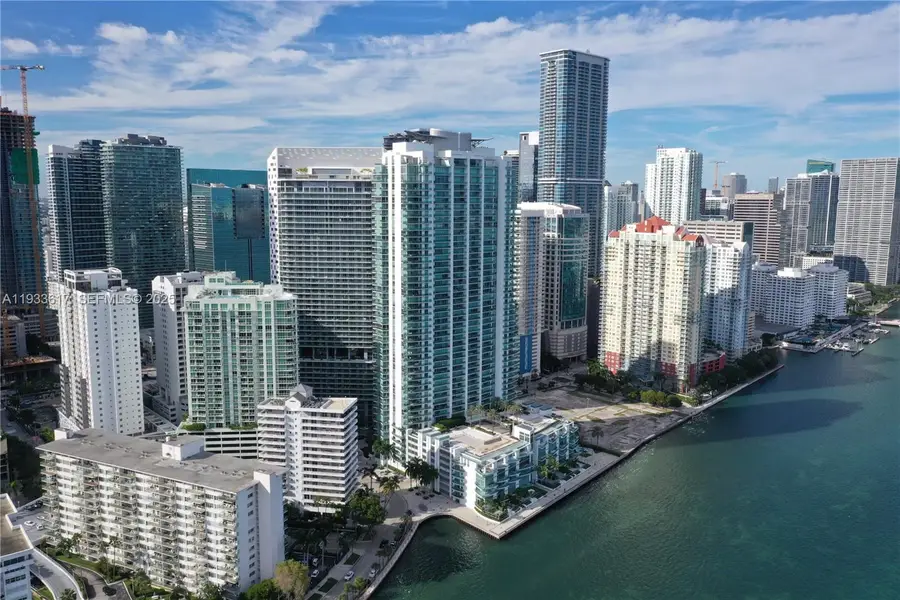 1331 Brickell Bay Dr #1609, Miami, FL 33131 - Image #3