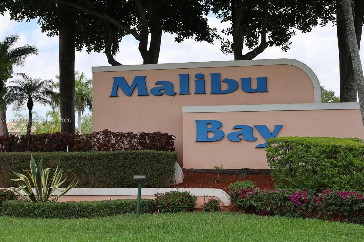 20816 NW 2nd St, Pembroke Pines, FL 33029 - Image #1