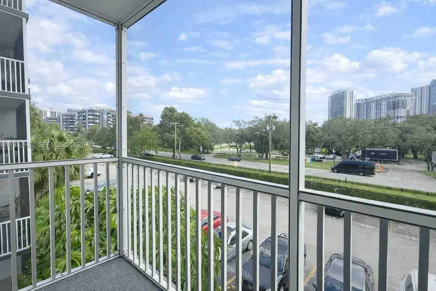 16851 NE 23rd Ave #A308, North Miami Beach, FL 33160 - Image #3
