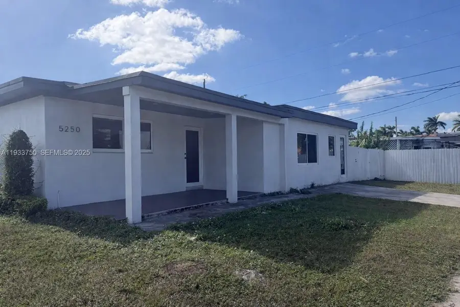 5250 SW 115th Ave, Miami, FL 33165 - #2