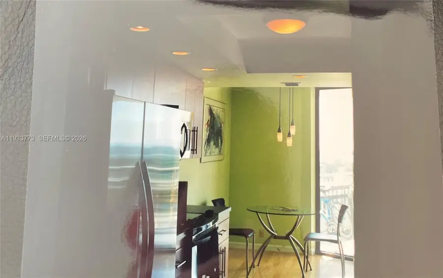 1000 Quayside Ter #806, Miami, FL 33138 - Image #3