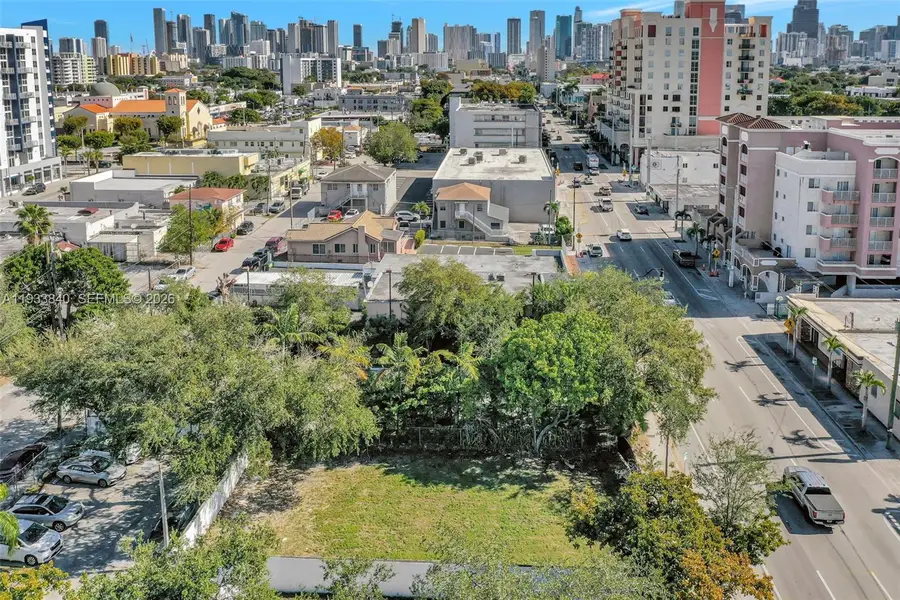 1471 SW 1st St, Miami, FL 33135 - Image #3