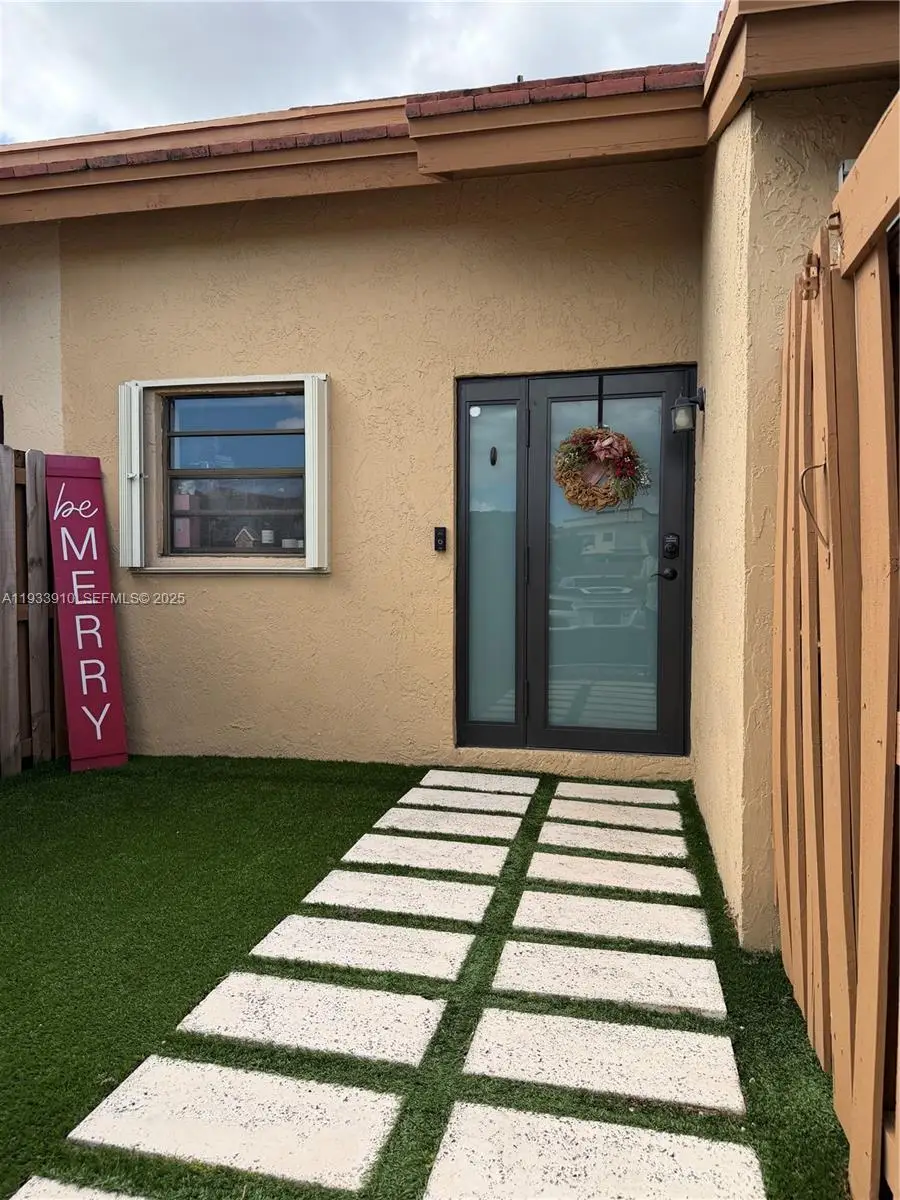 1194 SW 135th Pl, Miami, FL 33184 - Image #3