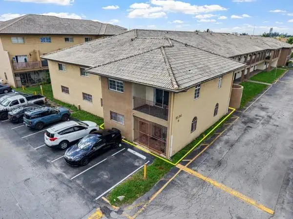 8851 NW 119th St #6101, Hialeah Gardens, FL 33018 - Image #2