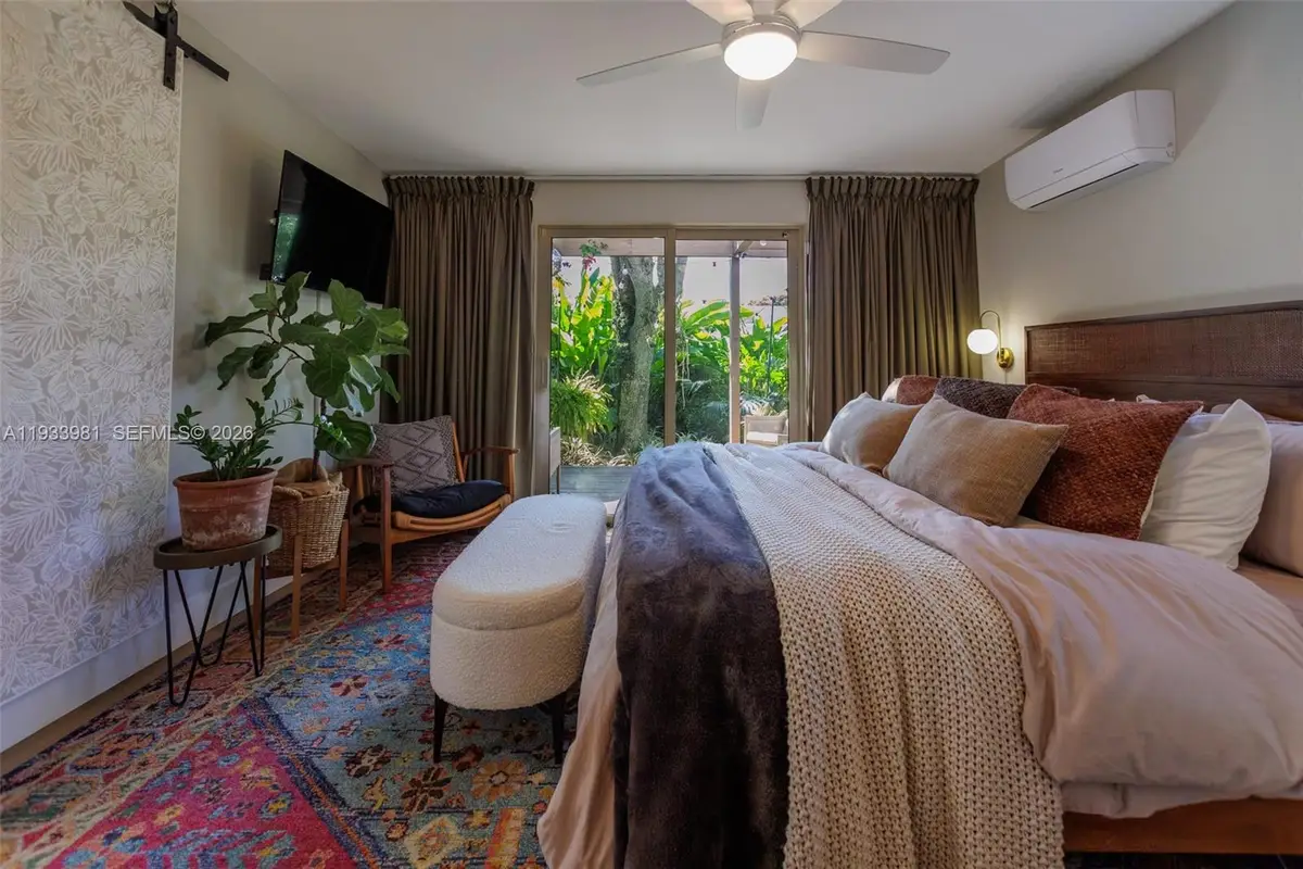 734 NW 75th St, Miami, FL 33150 - Image #1