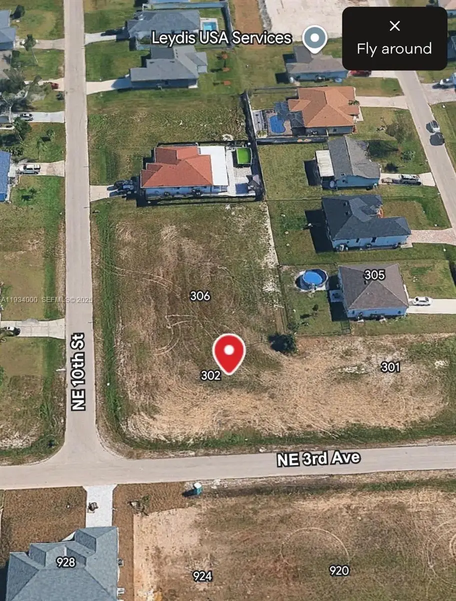 302 NE 10 St, Cape Coral, FL 33909 - Image #1