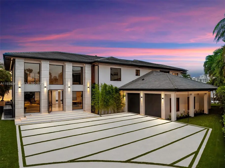 3209 NE 169th St, North Miami Beach, FL 33160 - Image #3