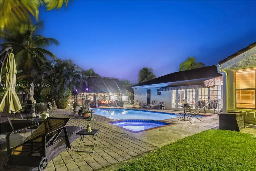 15450 SW 157th Ter, Miami, FL 33187 - Image #2