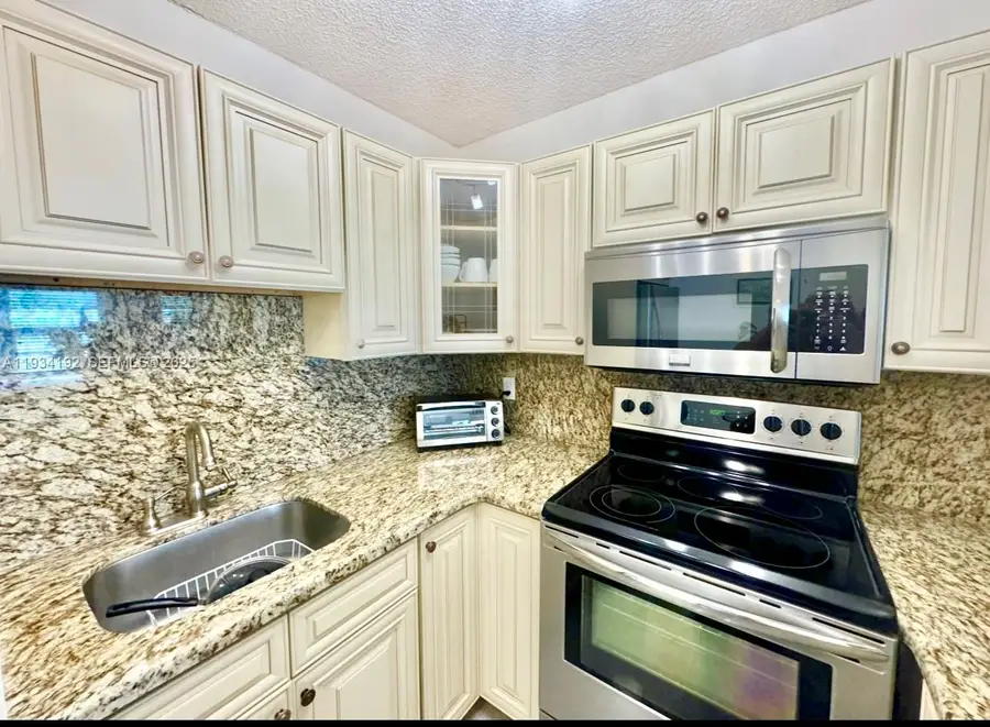 900 Atlantic Shores Blvd #126, Hallandale Beach, FL 33009 - Image #2