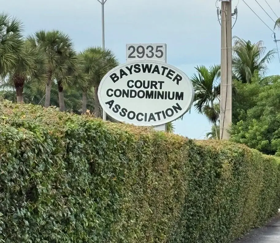 2935 NE 163rd St #3P, North Miami Beach, FL 33160 - Image #1