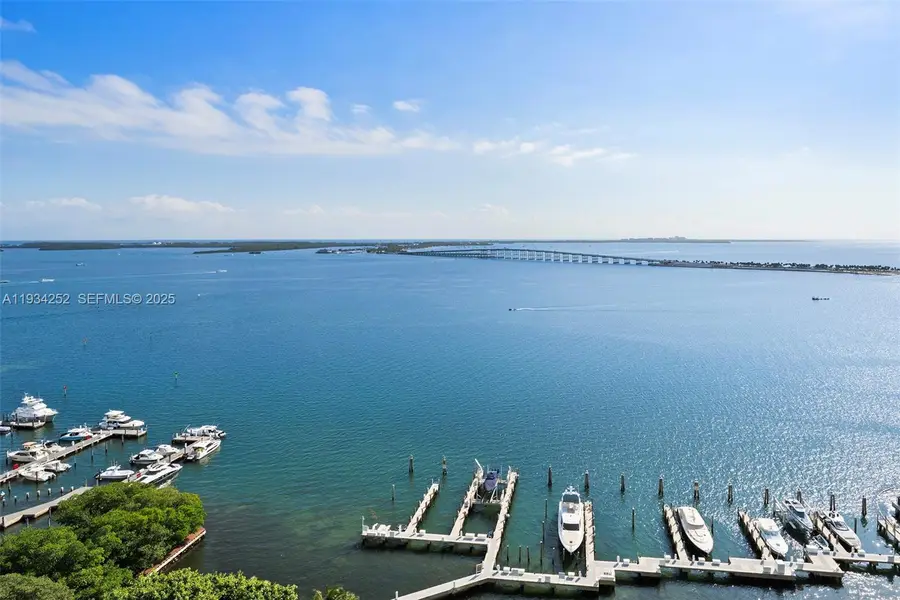 1643 Brickell Ave #2304, Miami, FL 33129 - Image #2