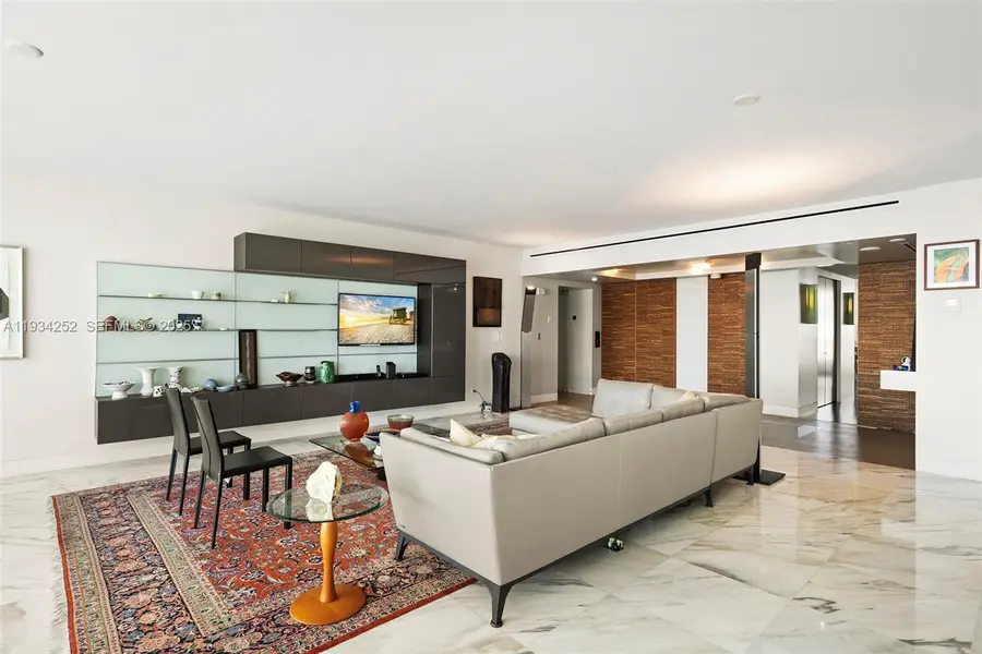 1643 Brickell Ave #2304, Miami, FL 33129 - Image #3