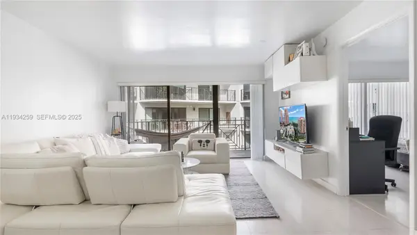 2029 N Ocean Blvd #404, Fort Lauderdale, FL 33305