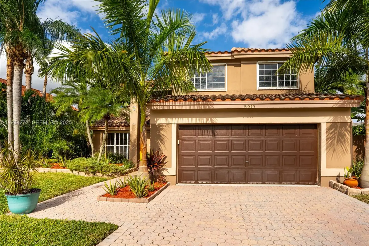19313 NW 11th St, Pembroke Pines, FL 33029 - Image #1