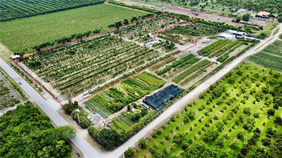 32800 SW 202nd Ave, Homestead, FL 33034 - Image #1