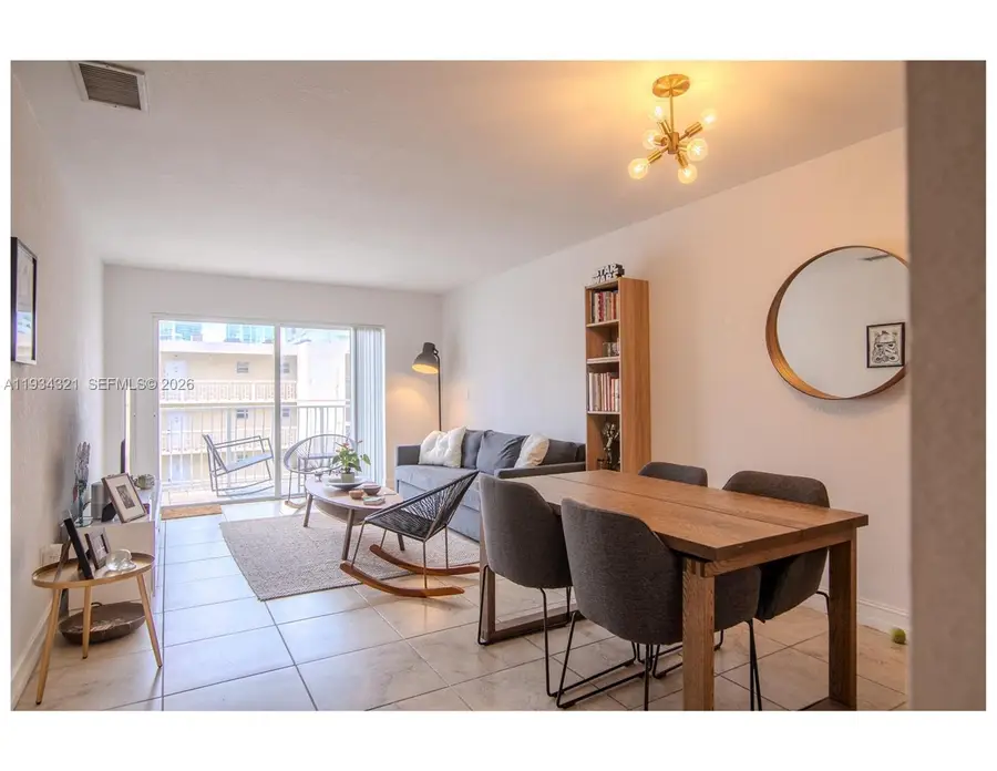 677 NE 24th St #604, Miami, FL 33137 - Image #3