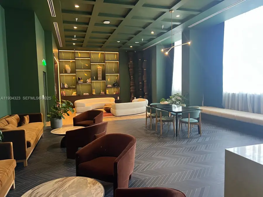 11 NE 6 St #1407, Miami, FL 33132 - Image #3