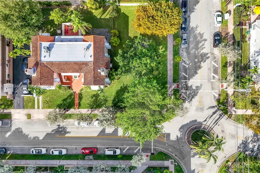 111 Salamanca Ave, Coral Gables, FL 33134 - Image #3