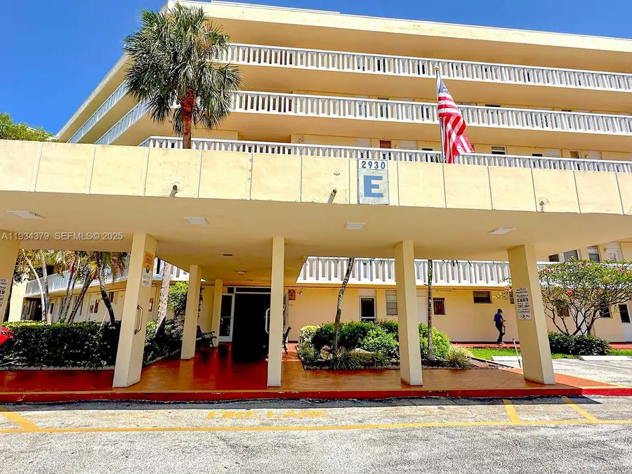 2930 Point East Dr #E601, Aventura, FL 33160 - Image #3