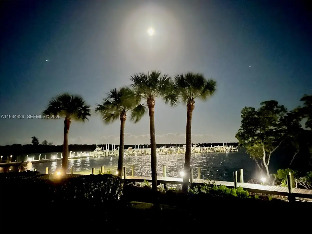6062 SE Landing Way #16, Stuart, FL 34997 - Image #1