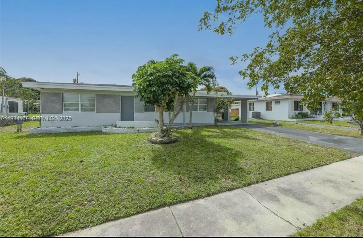 2960 SW 2nd Ct, Fort Lauderdale, FL 33312 - Image #1