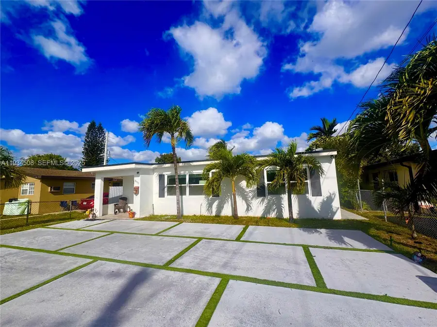 8935 SW 38th St, Miami, FL 33165 - Image #2