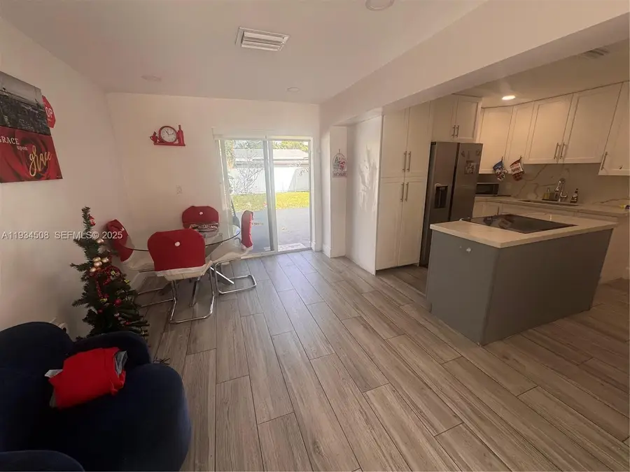 8935 SW 38th St, Miami, FL 33165 - Image #3