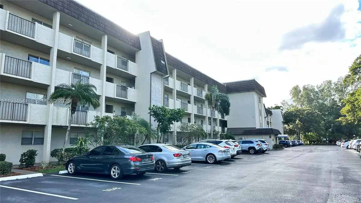 6200 NW 44th St #208, Lauderhill, FL 33319 - Image #1