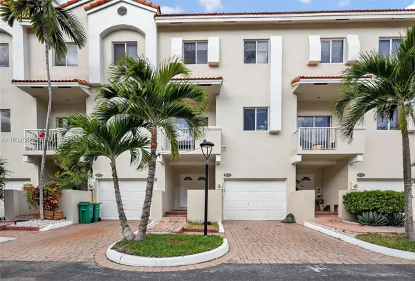 21399 Marina Cove Cir #14, Aventura, FL 33180