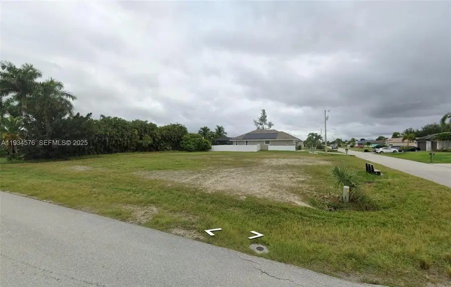 1517 NW 4th Place, Cape Coral, FL 33991 - Image #2